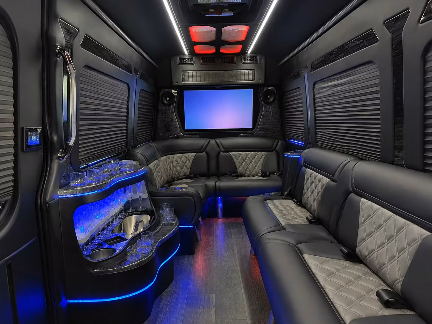 cross the outerbridge crossing and into new york city for corporate events with ease