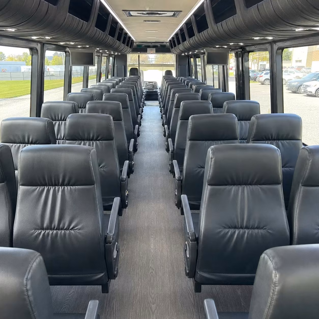 perth amboy 25 passenger minibus rental