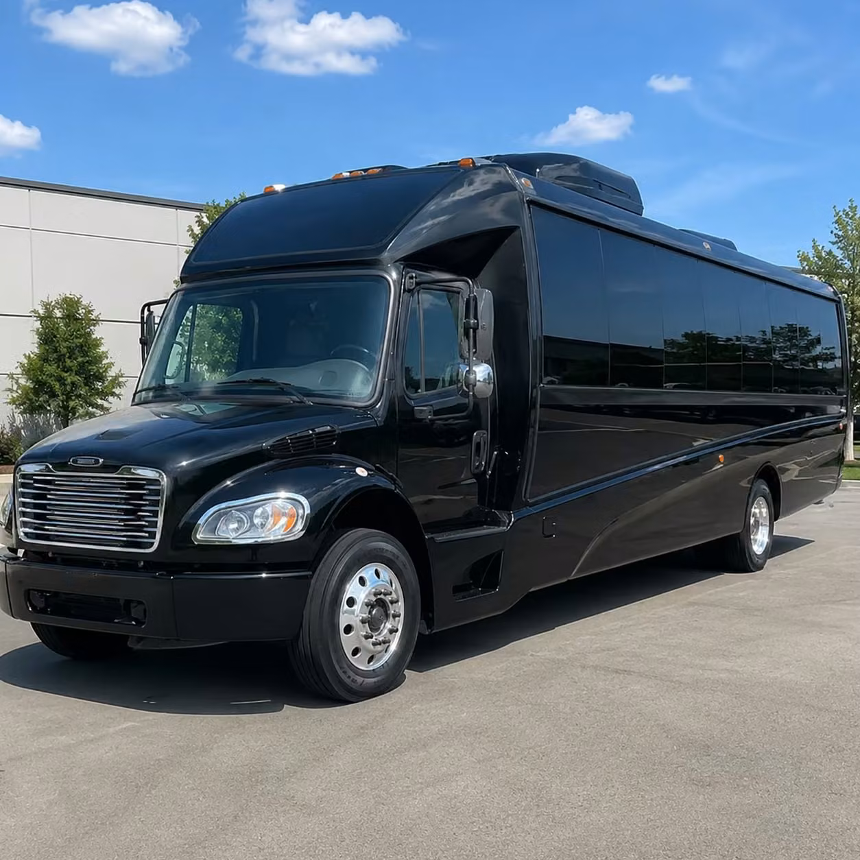 perth amboy 28 passenger minibus rental