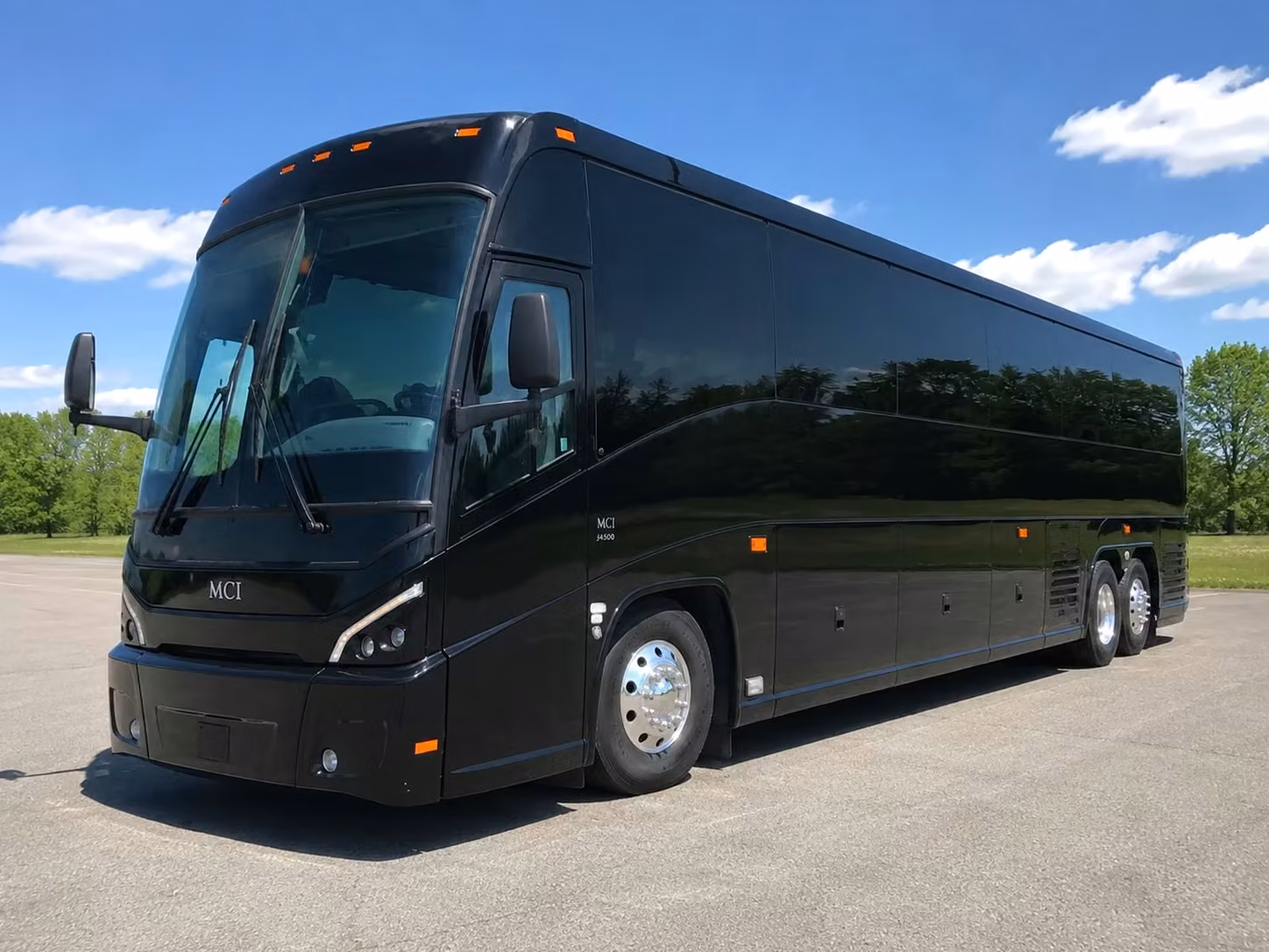 perthamboycharterbuscompany com makes it easy to arrange airport shuttle transportation from perth amboy